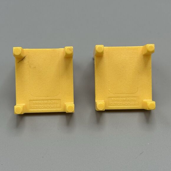 Sylvanian Families Calico Critters Yellow Table 2 Chairs Replacement Toy Parts - Picture 6 of 10